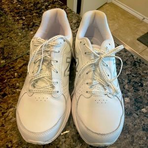 New Balance Size 9 Womens 411 Comfort Ride Tennis Shoes